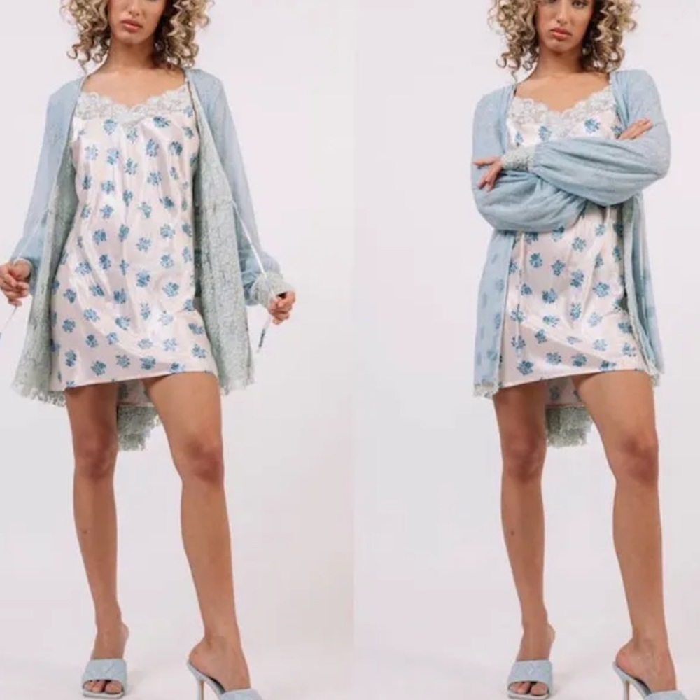 WE ARE HAH Double Reversible Robe